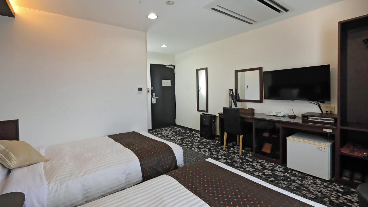 Hotel Annex Inn Shinhidaka Екстериор снимка