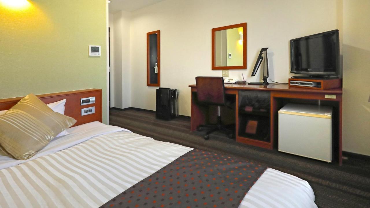 Hotel Annex Inn Shinhidaka Екстериор снимка